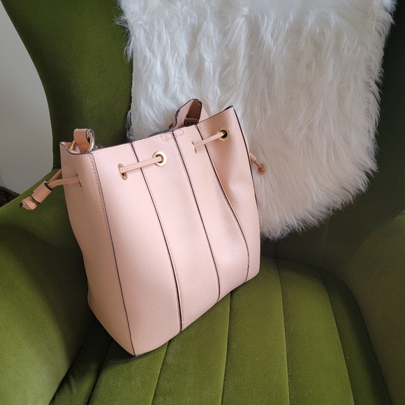 Handbag Republic Bags Handbag Republic Classic Vegan 3 In Purse